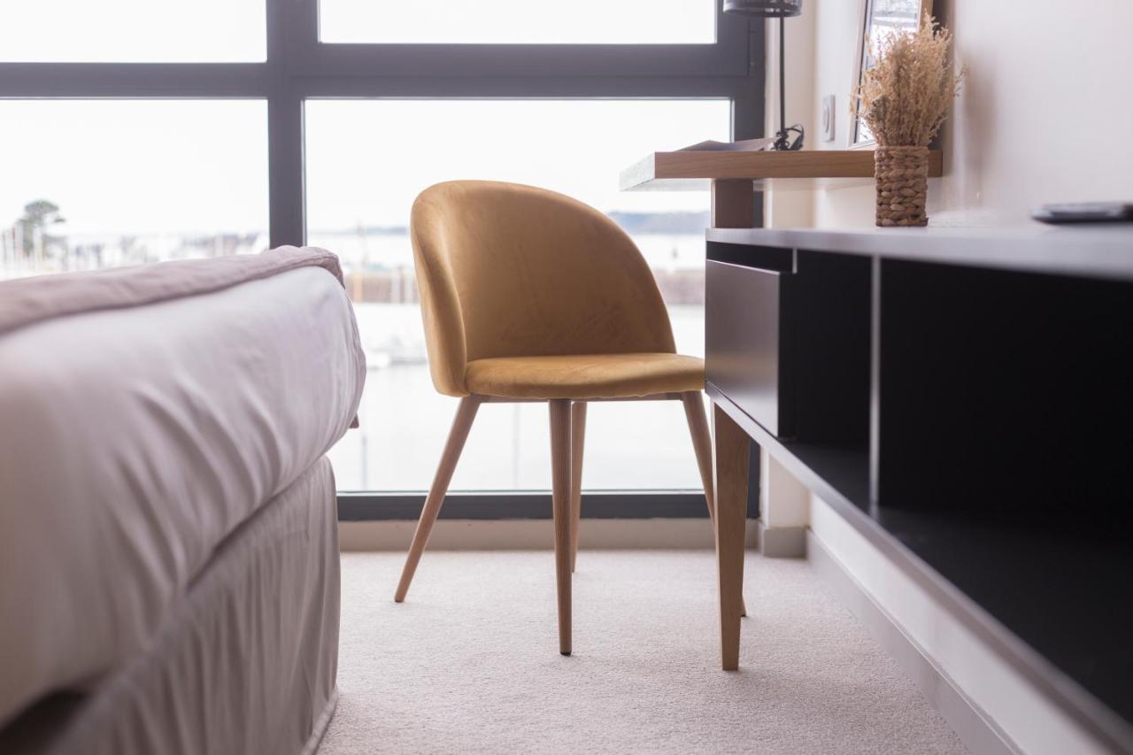 Le Nautica Hotel 佩罗斯－吉雷克 外观 照片