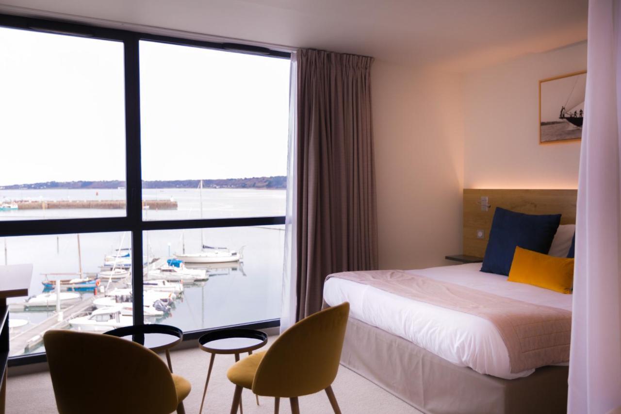 Le Nautica Hotel 佩罗斯－吉雷克 外观 照片