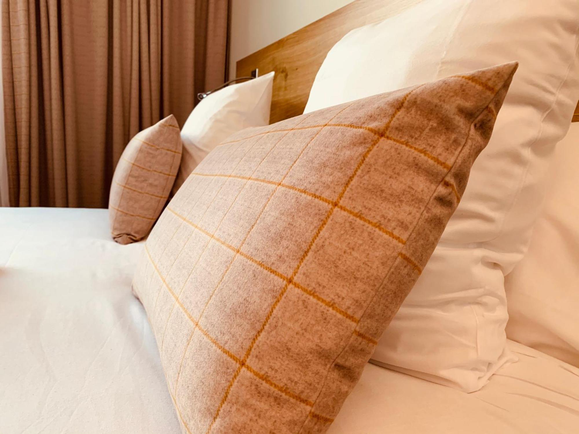Le Nautica Hotel 佩罗斯－吉雷克 外观 照片